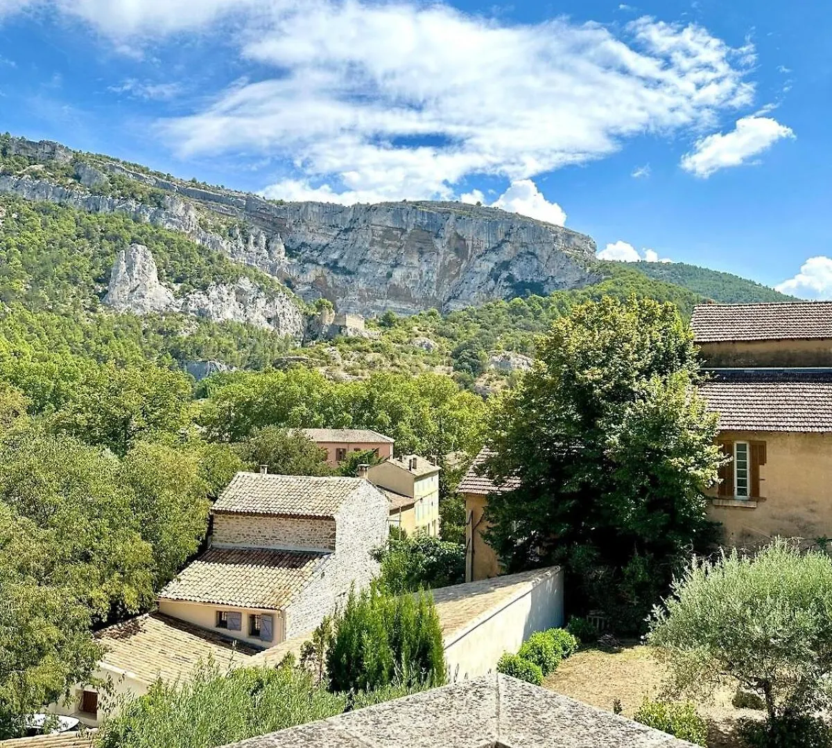 Hébergement de vacances Villa Helene In The Heart Of The Center Of Fontaine De Vaucluse