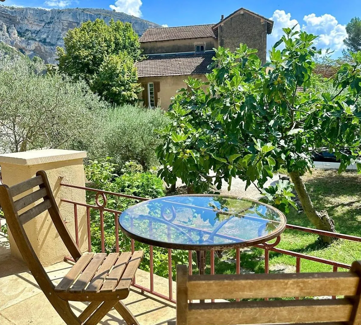 Villa Helene In The Heart Of The Center Of Fontaine De Vaucluse