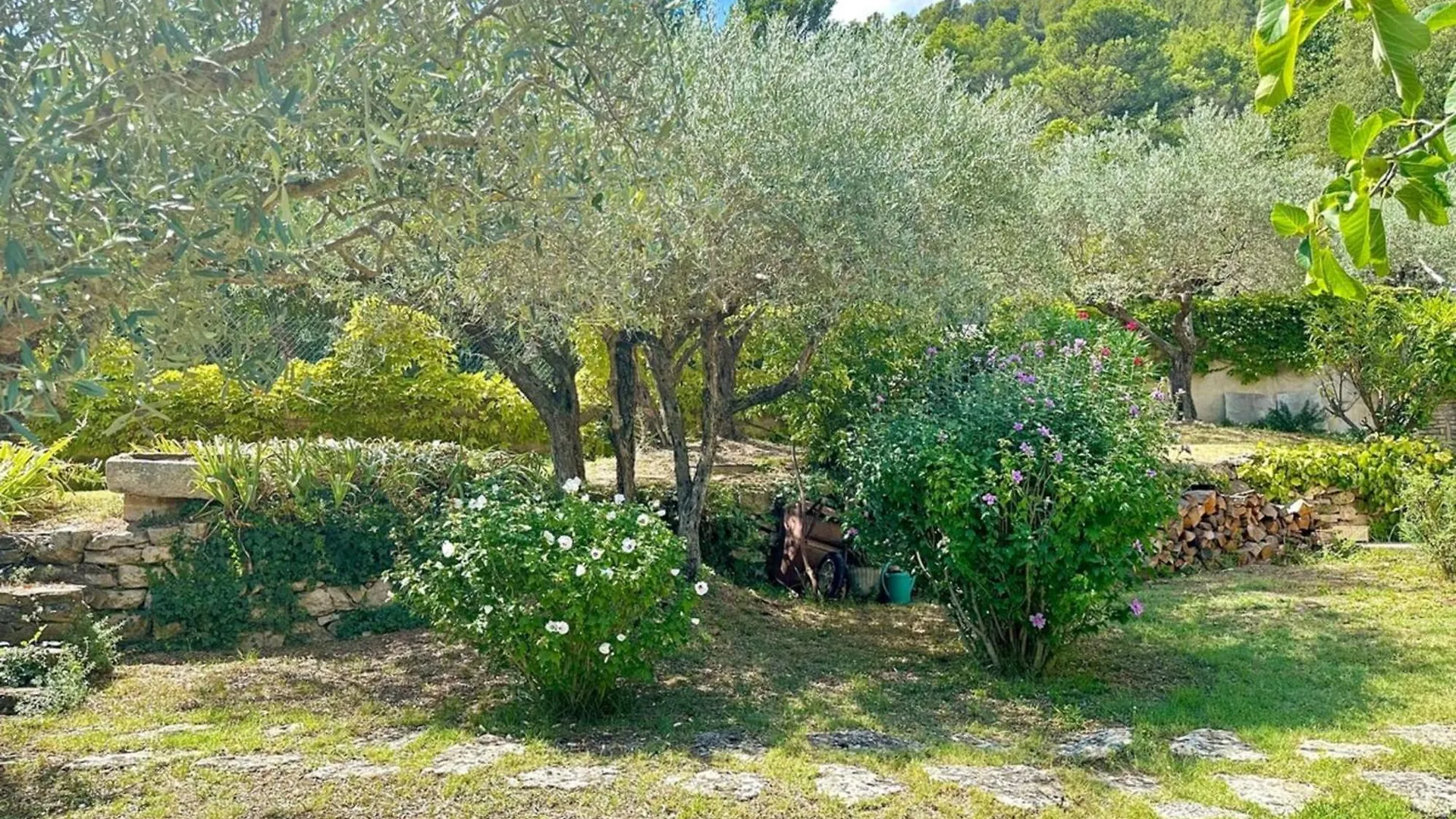 Villa Helene In The Heart Of The Center Of Fontaine De Vaucluse 0*, Fontaine-de-Vaucluse France